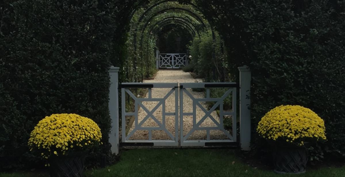 garden gates hedges